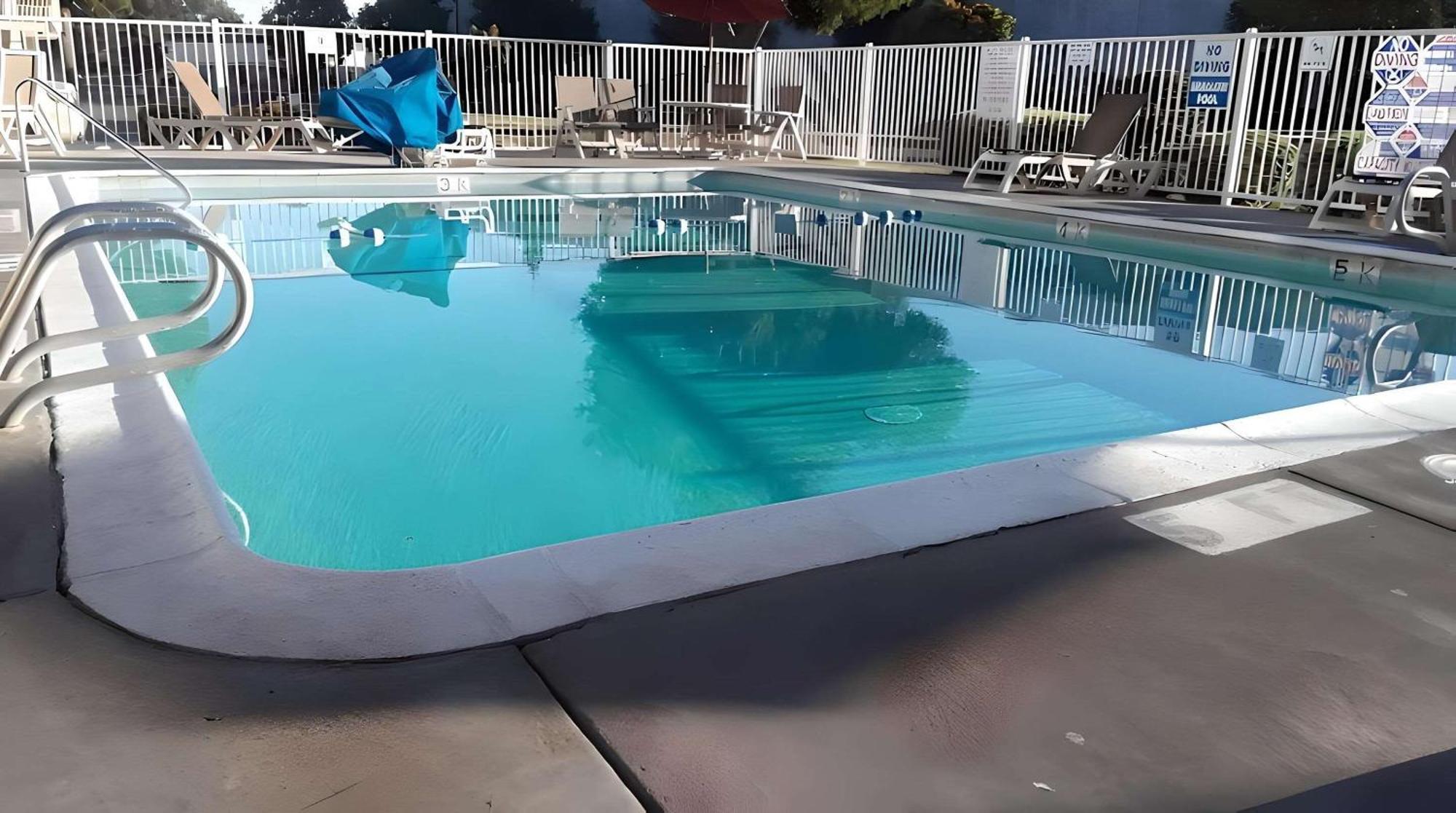 Park Inn By Radisson, Turlock Exteriér fotografie