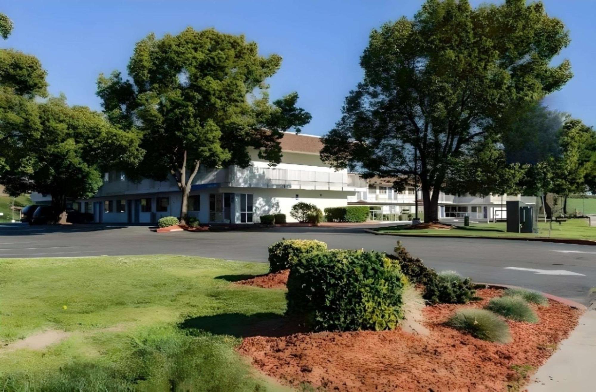 Park Inn By Radisson, Turlock Exteriér fotografie